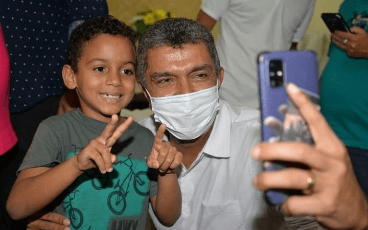 Prefeito Sérgio Vidigal e equipe visitam Planalto Serrano para ouvir moradores