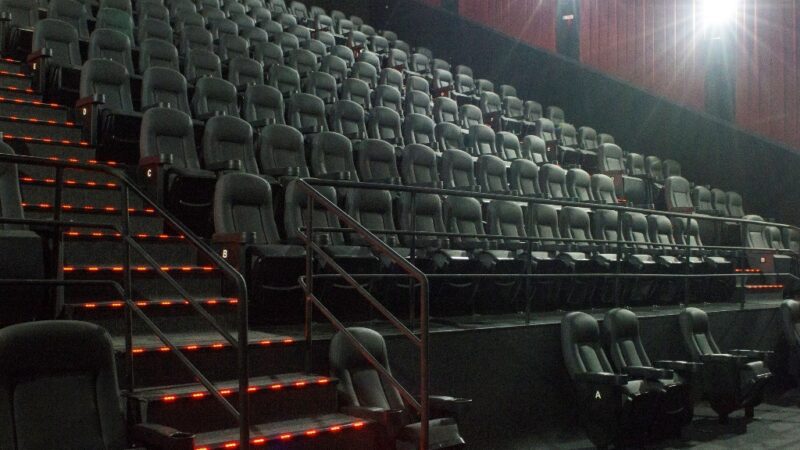 Cinema na Serra é interditado por não exigir passaporte da vacina