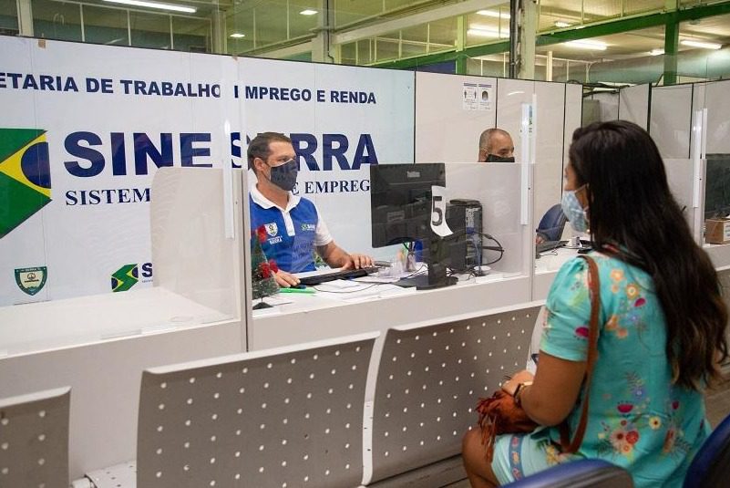 Plantão de emprego com mais de 800 vagas estão disponíveis nesta quarta-feira (28)