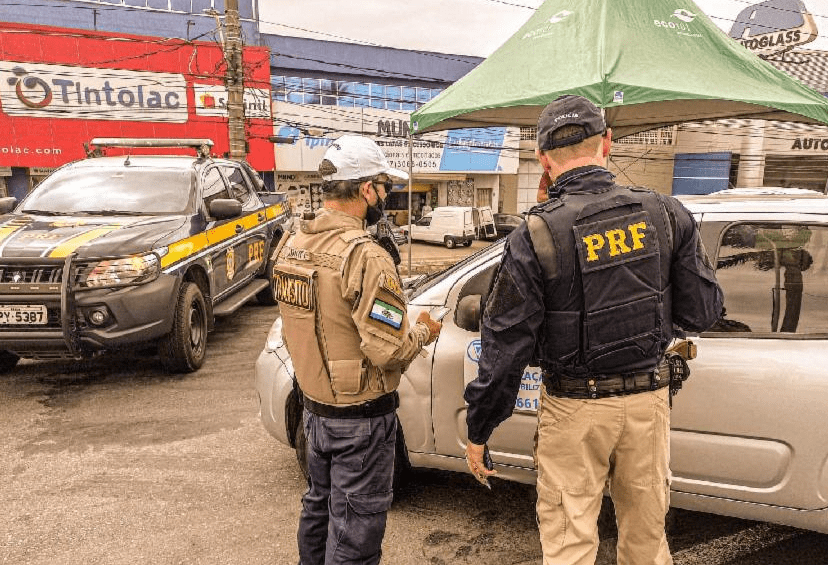 Dia Nacional dos Agentes de Trânsito: DOT da Serra realiza operação conjunta com a PRF