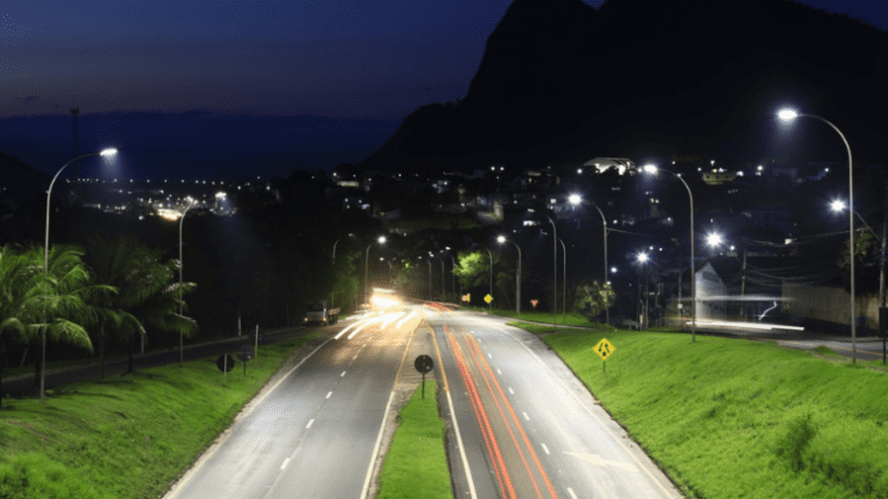 Secretaria de Serviços da Serra reforça iluminação pública em onze bairros