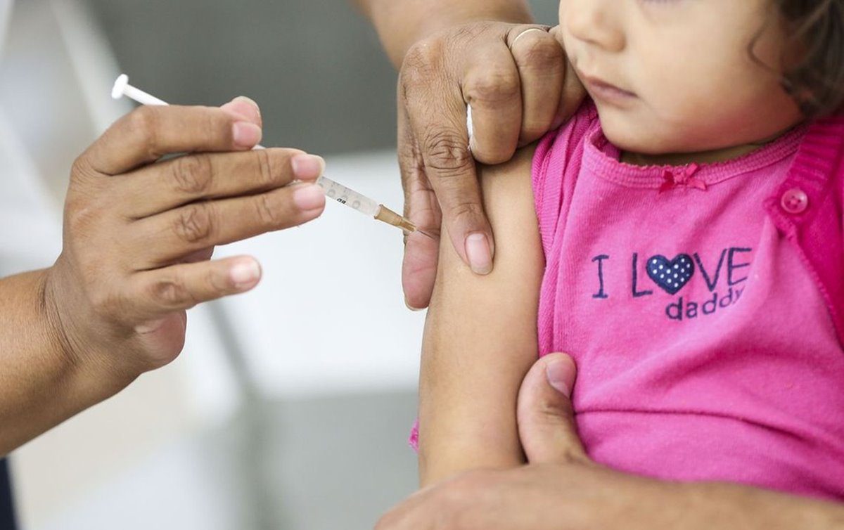 Prefeitura da Serra abre agendamento para vacinar crianças contra a Covid-19