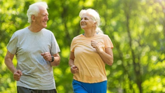 Fortalecimento e equilíbrio de idosos está relacionado a prática regular de atividades físicas 