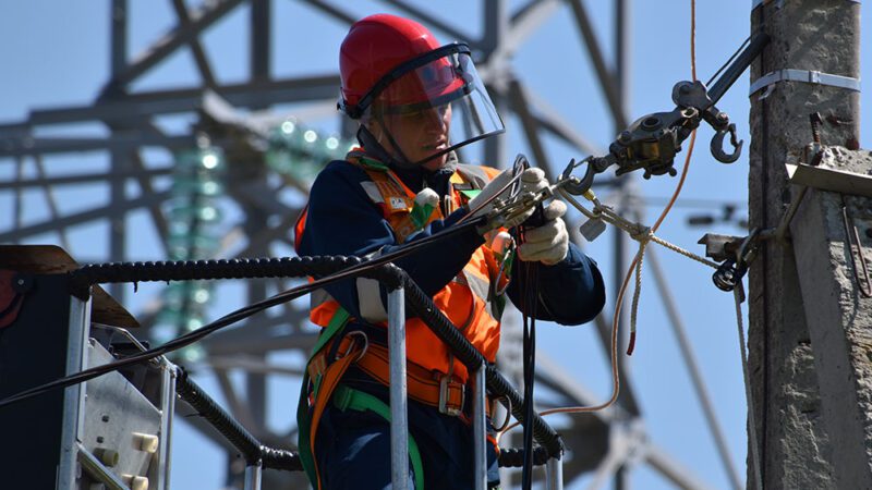 Semana começa com mais de 300 vagas de emprego para contratação imediata na Serra