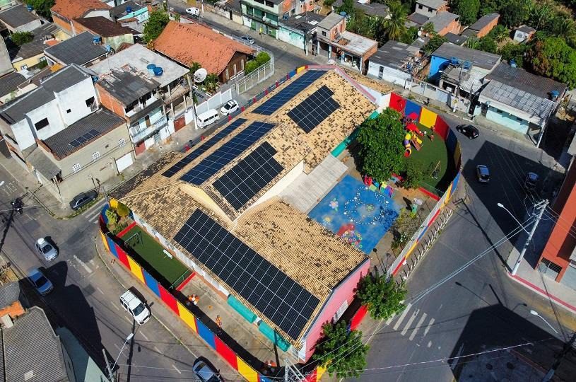 Rede de Escolas da Serra Alcança 100% de Energia Solar