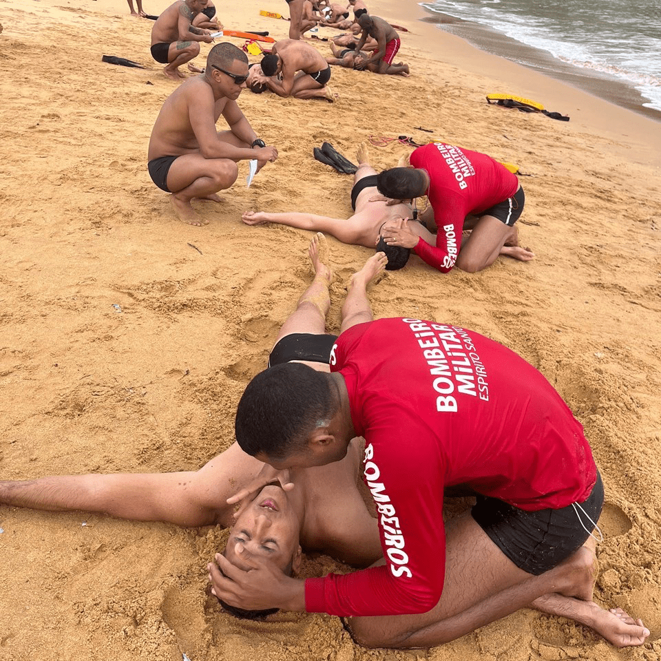 Corpo de Bombeiros abre inscrições para curso de formação de guarda-vidas 2024